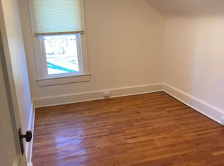904 S Race St #B, Urbana, IL