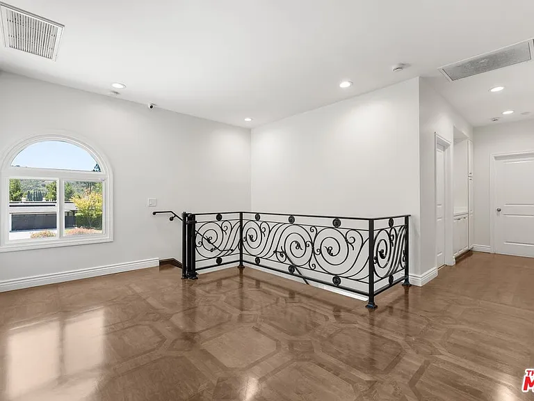 22405 Calipatria Dr — Photo 14