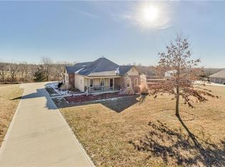 22256 161st St, Basehor, KS 66007