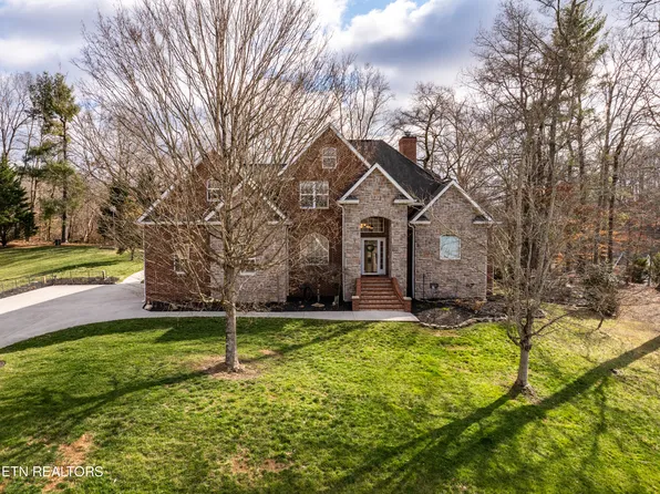 110 Saint James Ln, Clinton, TN 37716