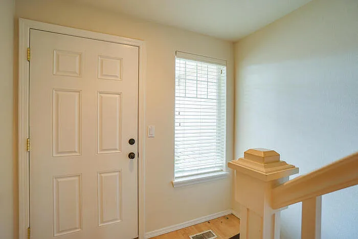 13911 NE 7th Ct — Photo 5