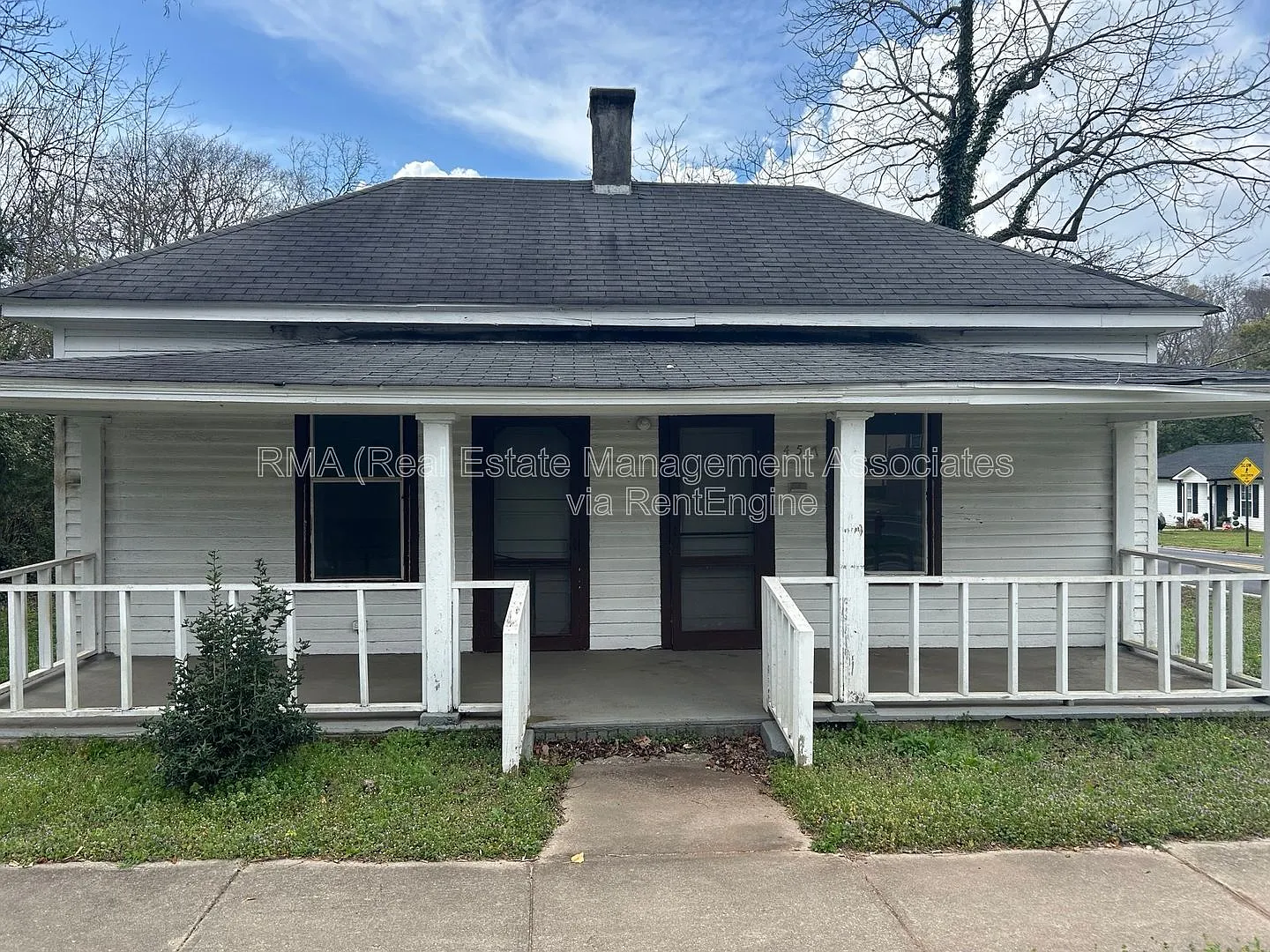 457 N 9th St photo 1