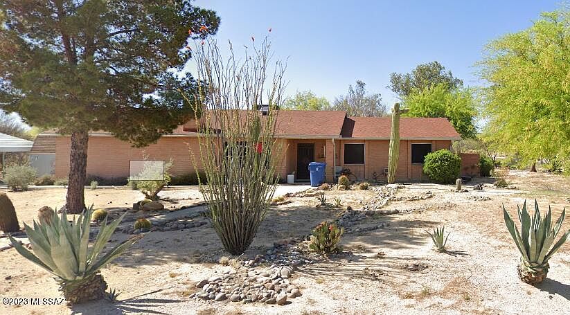 1st image of 1670 W Cascabella Dr