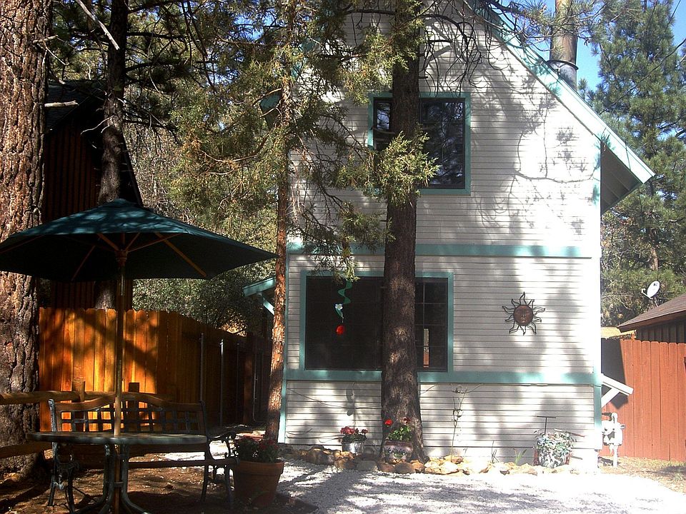 1st image of 242 Imperial Ave