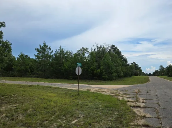 Banner Ln, Chipley, FL 32428