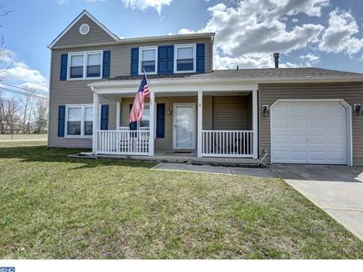 2 Douglas Ave, Blackwood, NJ, 08012