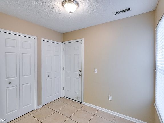 5th image of 15511 Oakshire Ct