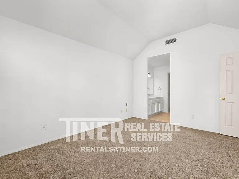 4116 Alex Ln — Photo 19