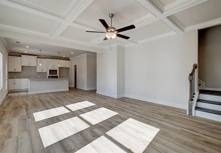 4599 Silver Oak Dr — Photo 4