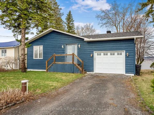 922 Lalonde Rd, Champlain, ON K0B 1K0