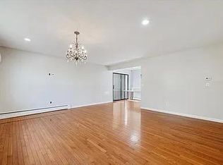 20 Wolfe Dr, Spring Valley, NY 10977