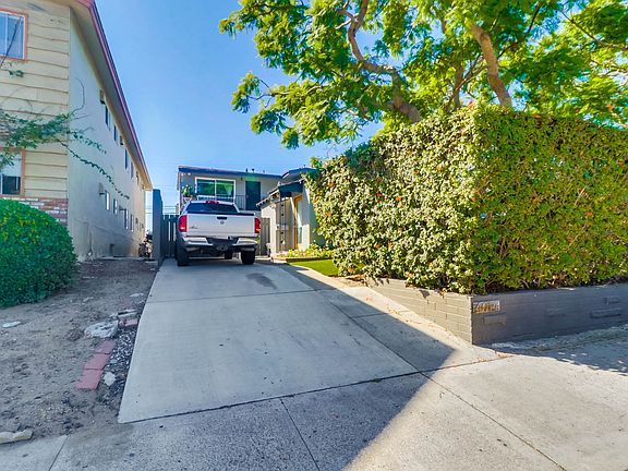 2nd image of 4012 Ingraham St APT A