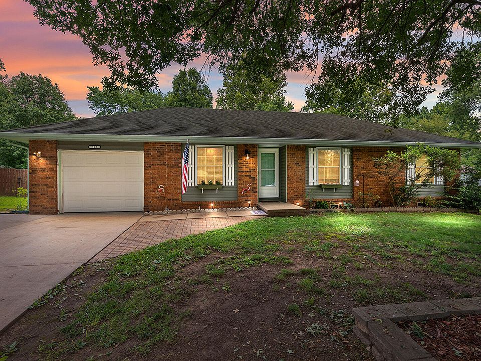 1st image of 107 N Drenda Avenue