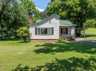 4541 Wildwood Springs Rd, Maryville, TN 37804