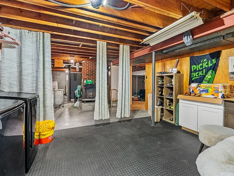 1416 University Dr — Photo 25