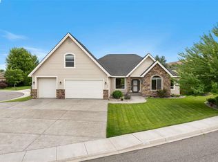 1477 Chardonnay Dr, Richland, WA 99352