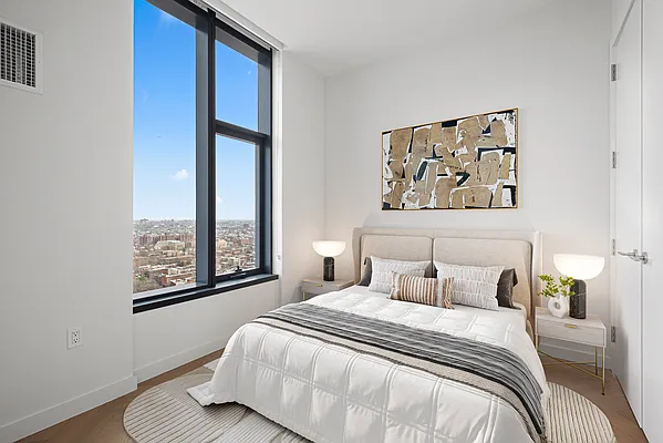 Rented by Compass | media 23