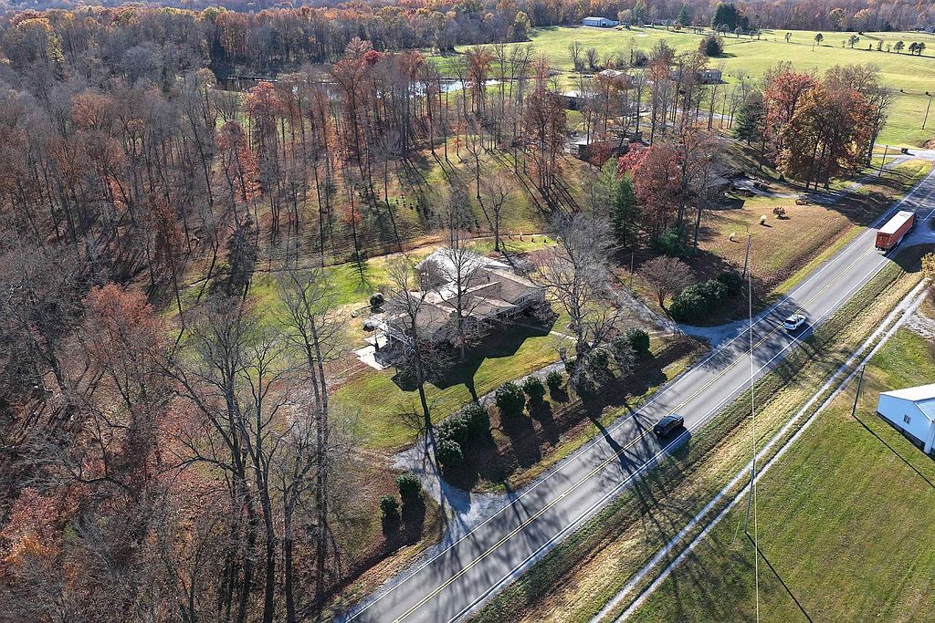 9230 State Route 146 E - Property Image