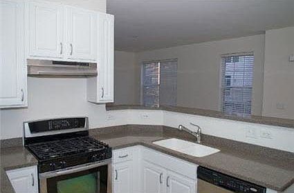 3rd image of 169 Shaftesbury St