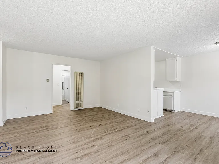 817 Hill St. — Photo 2