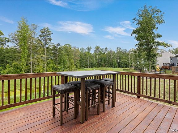 2nd image of 7623 Sedge Dr