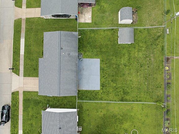 3rd image of 12057 Renaissance Dr