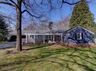 17 Half Mile Rd, Barrington, RI 02806