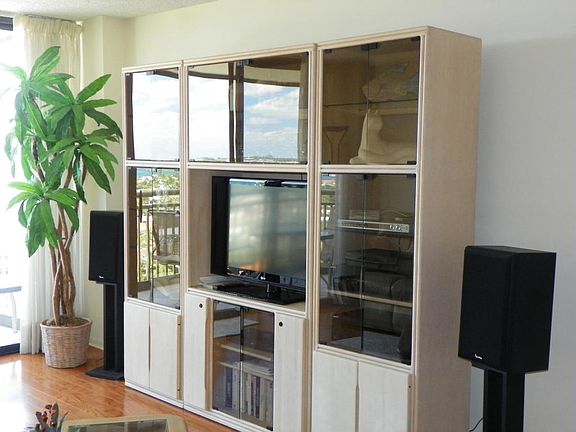 4th image of 3400 N Ocean Dr APT 1103
