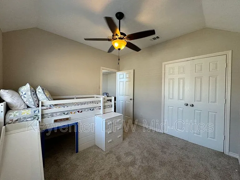 6213 Park Meadow Ln — Photo 32