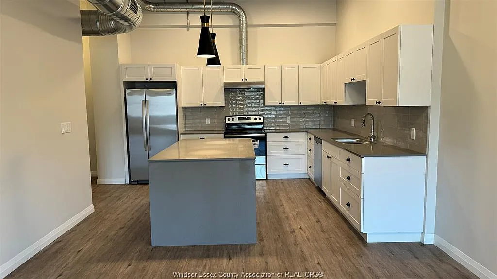 2 bed, 1276 sqft, $2,200 — Photo 4