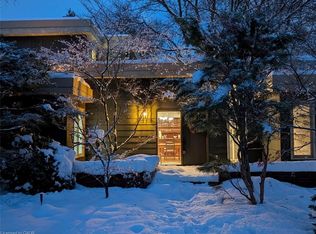 348 Browning Pl, Waterloo, ON N2L 2W3