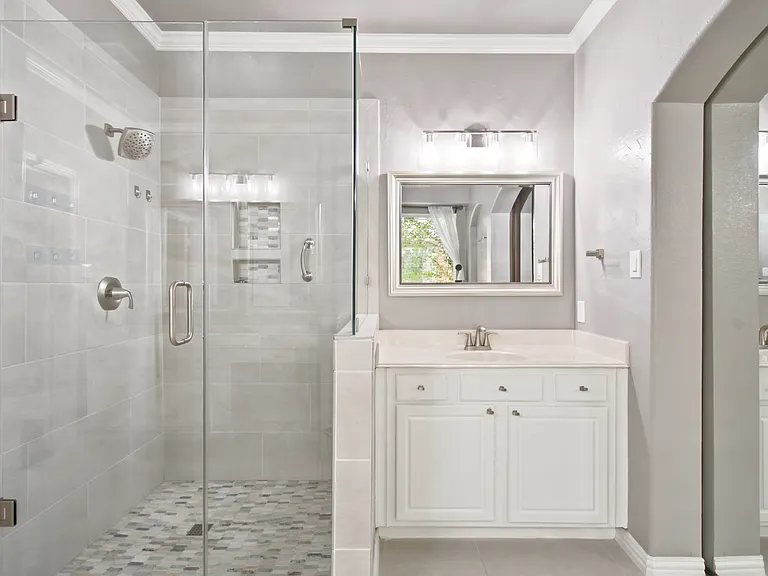 362 Spring Meadow Dr — Photo 10