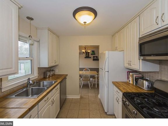 4th image of 5528 Xerxes Ave S