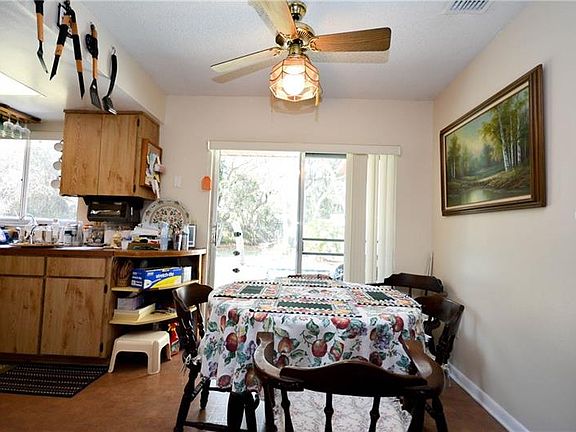 4th image of 2360 Arbor Ct