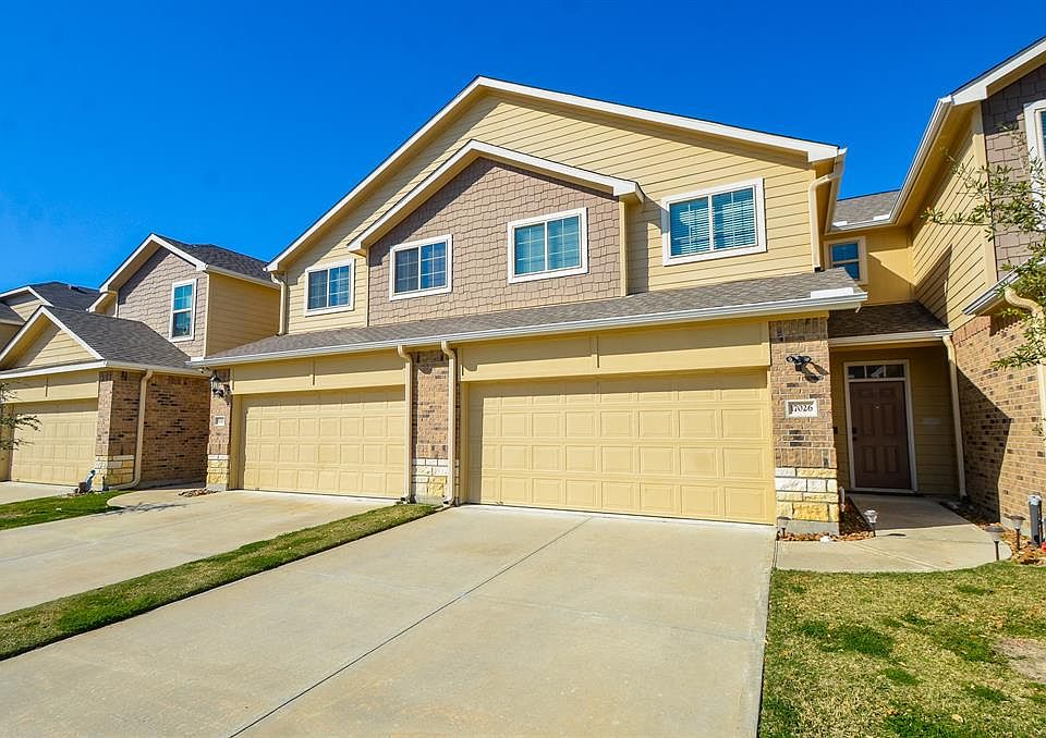 1st image of 17026 Wilthorne Gardens Ct