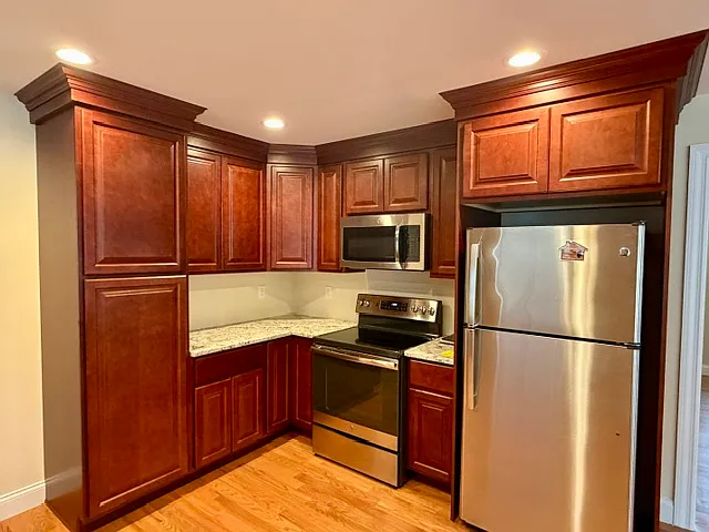 497 Carnation Dr — Photo 4