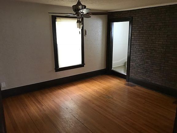 3rd image of 3826 Colfax Ave N