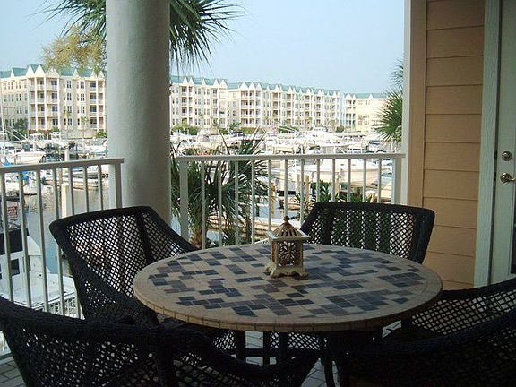 balcony with boat 