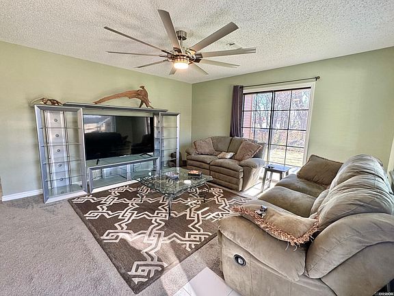 3rd image of 140 Cooper St APT 2B