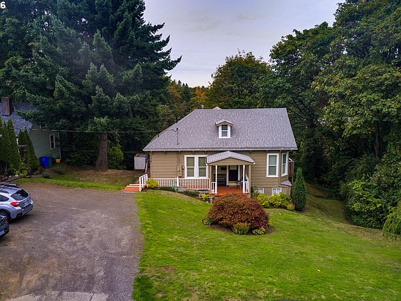 4th image of 909 SW Gaines St