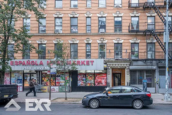 Rented by EXR | media 26