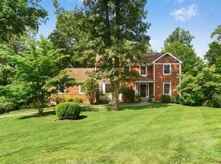 235 Lonetown Rd, Redding, CT 06896