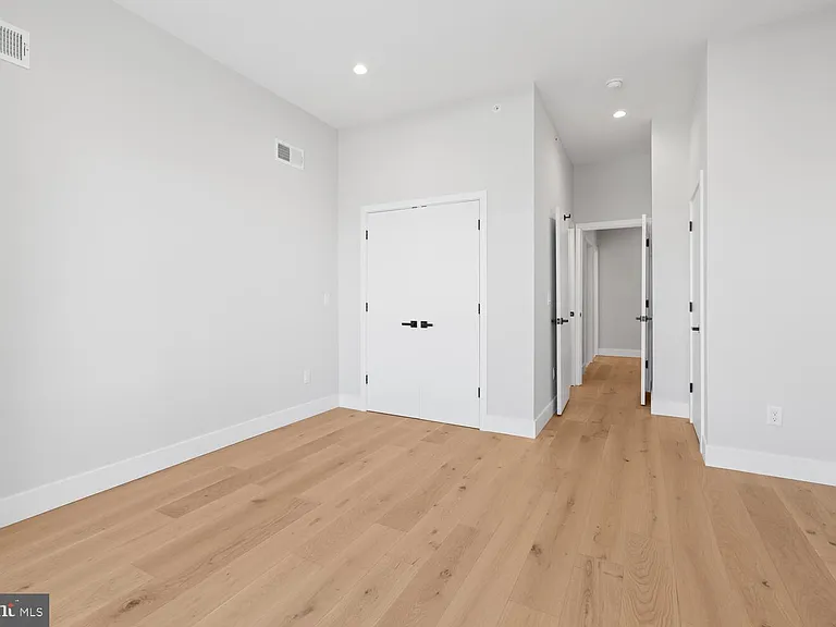 713 S 58th St — Photo 11