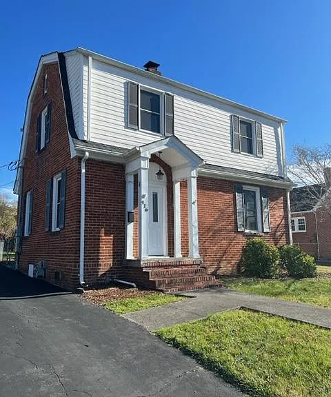 416 Carter Blvd — Photo 1