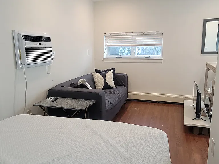 88 Mount Carmel Way #3 — Photo 3