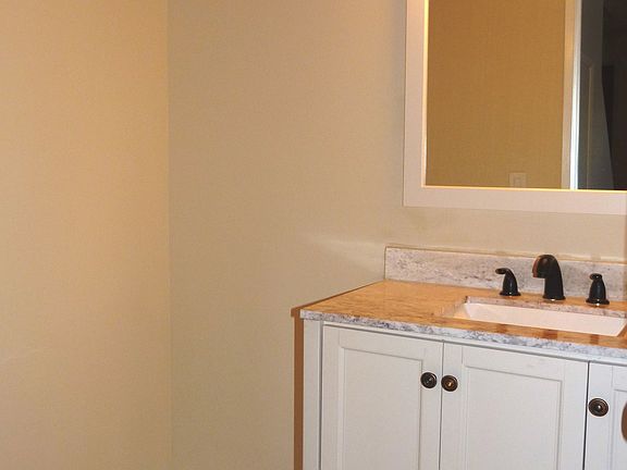 5th image of 811 W Oakland Park Blvd APT F1