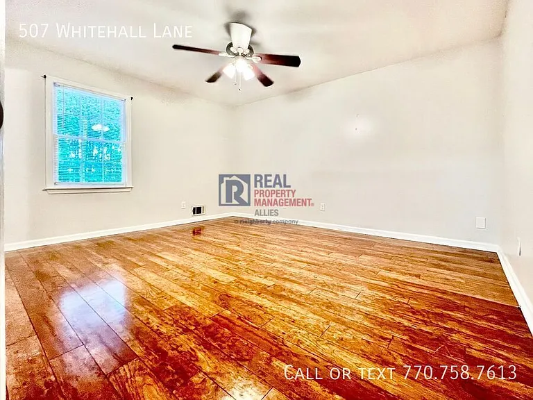 507 Whitehall Ln — Photo 9