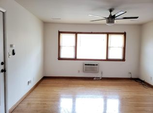 18446 Torrence Ave APT 2W, Lansing, IL 60438