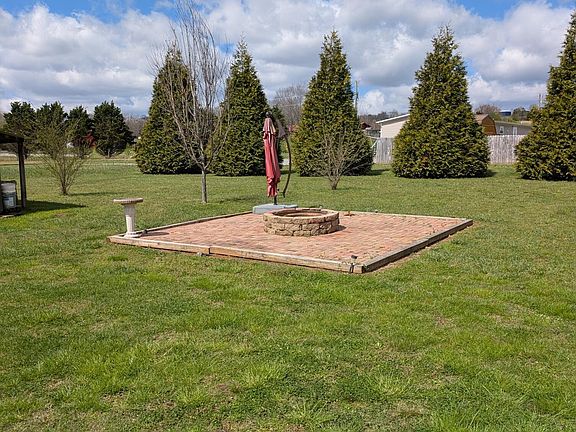 4th image of 1561 Niles Ferry Rd