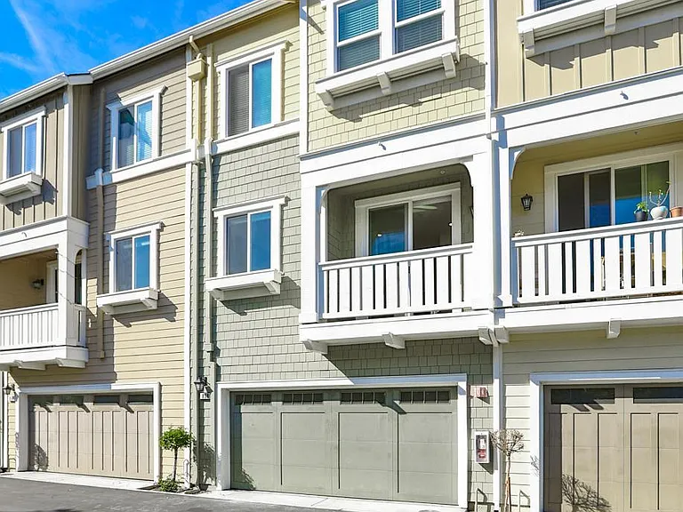 858 Sycamore Loop — Photo 9
